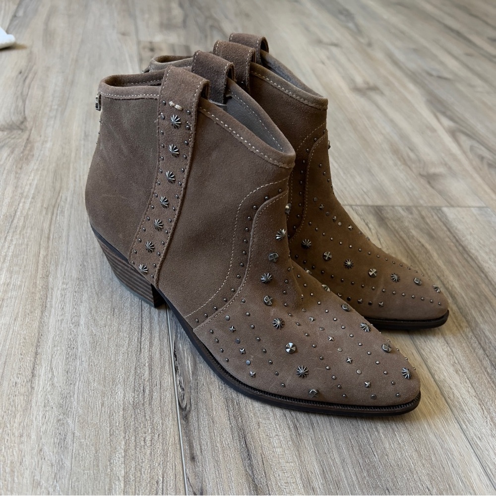 Sam Edelman studded booties size 7.5